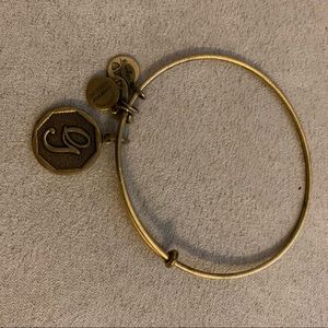 Alex & Ani ‘G’ Bangle
